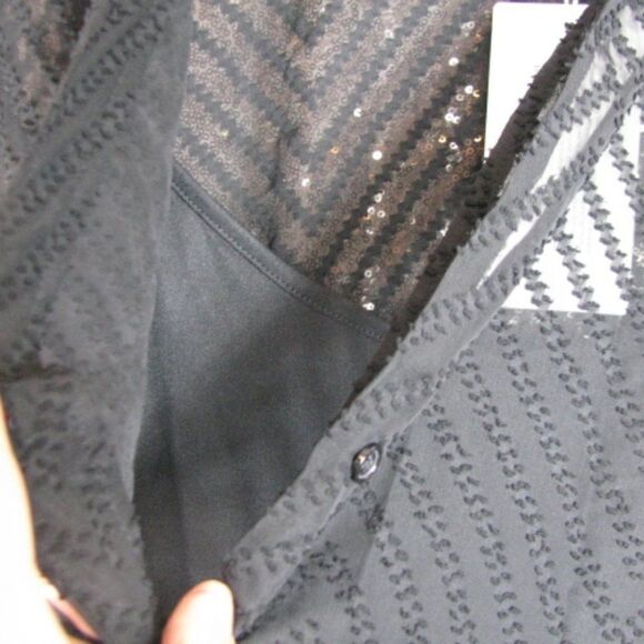 NWT BloomChic black geometric sheer top 10/M - Picture 9 of 11
